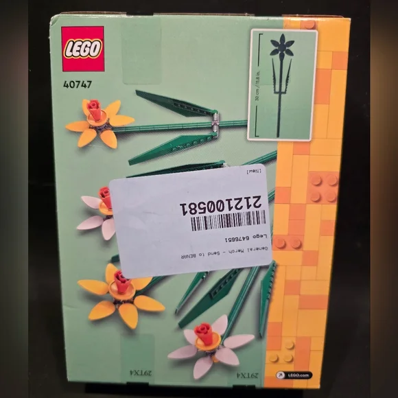 LEGO BOTANICAL Daffodils Set with Yellow and Orange Blooms - Picture 2 of 2